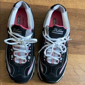 Sketcher shoes women’s size 7.5